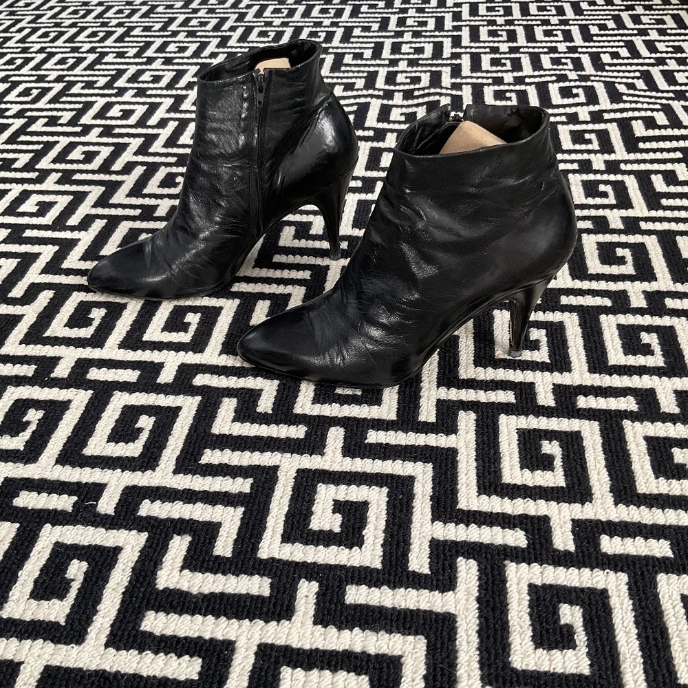 Rodger Vivier Booties